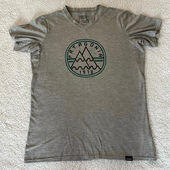 Patagonia Tops - Patagonia Gray Graphic V-Neck Tee Capilene Baselayer Outdoors Small
